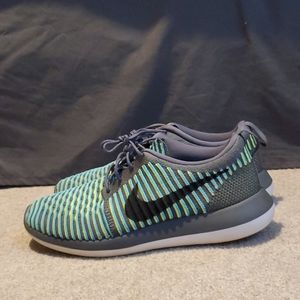 Nike Roshe Two Flyknit